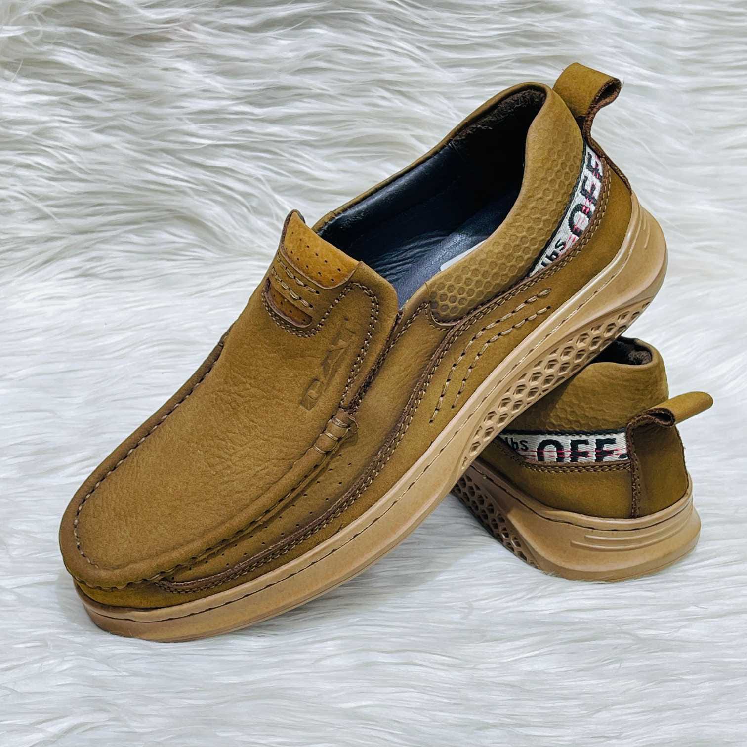 Cat Casual Shoes 601 Chocolate